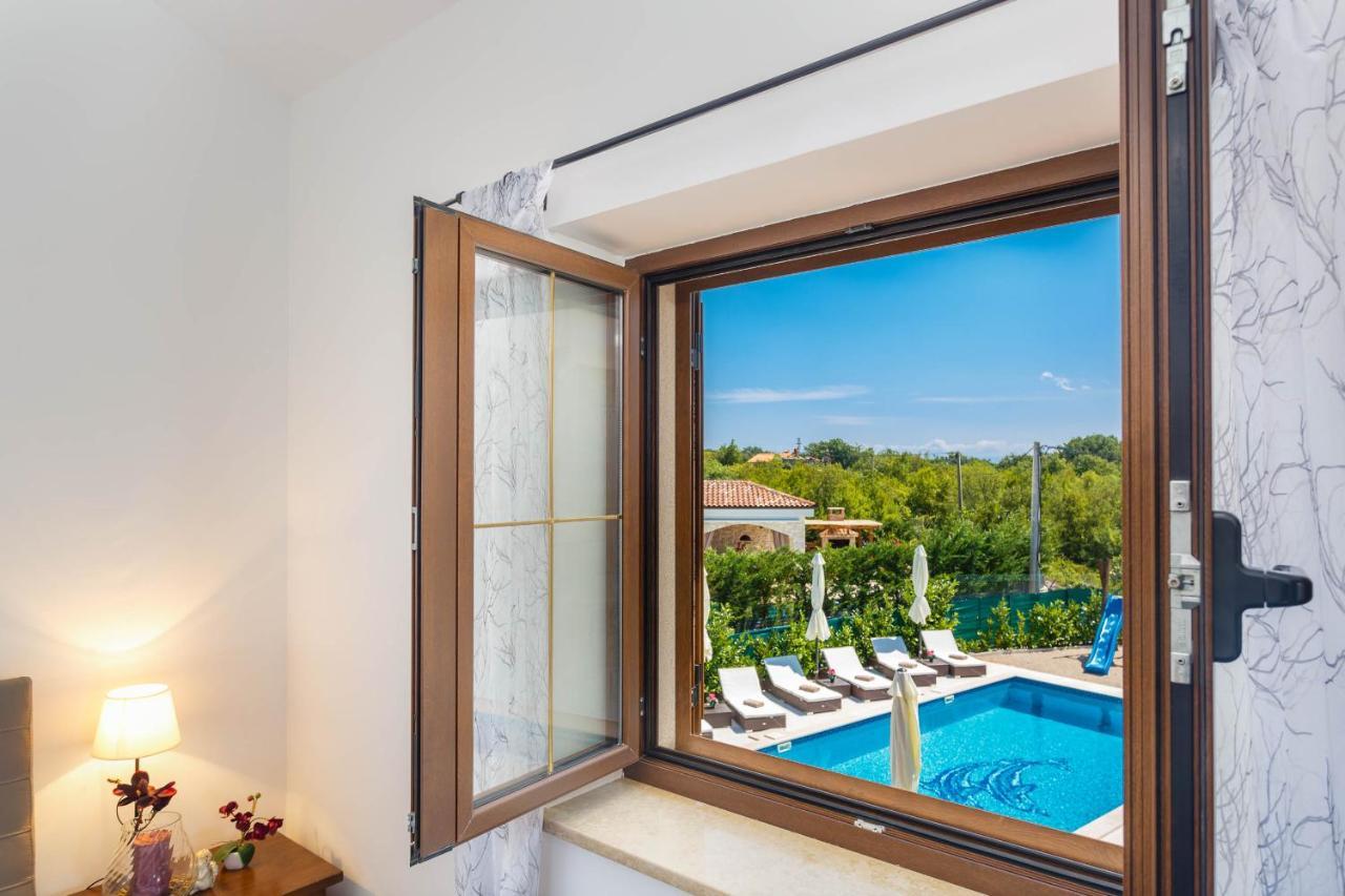 Villa Kamenica Kras Extérieur photo