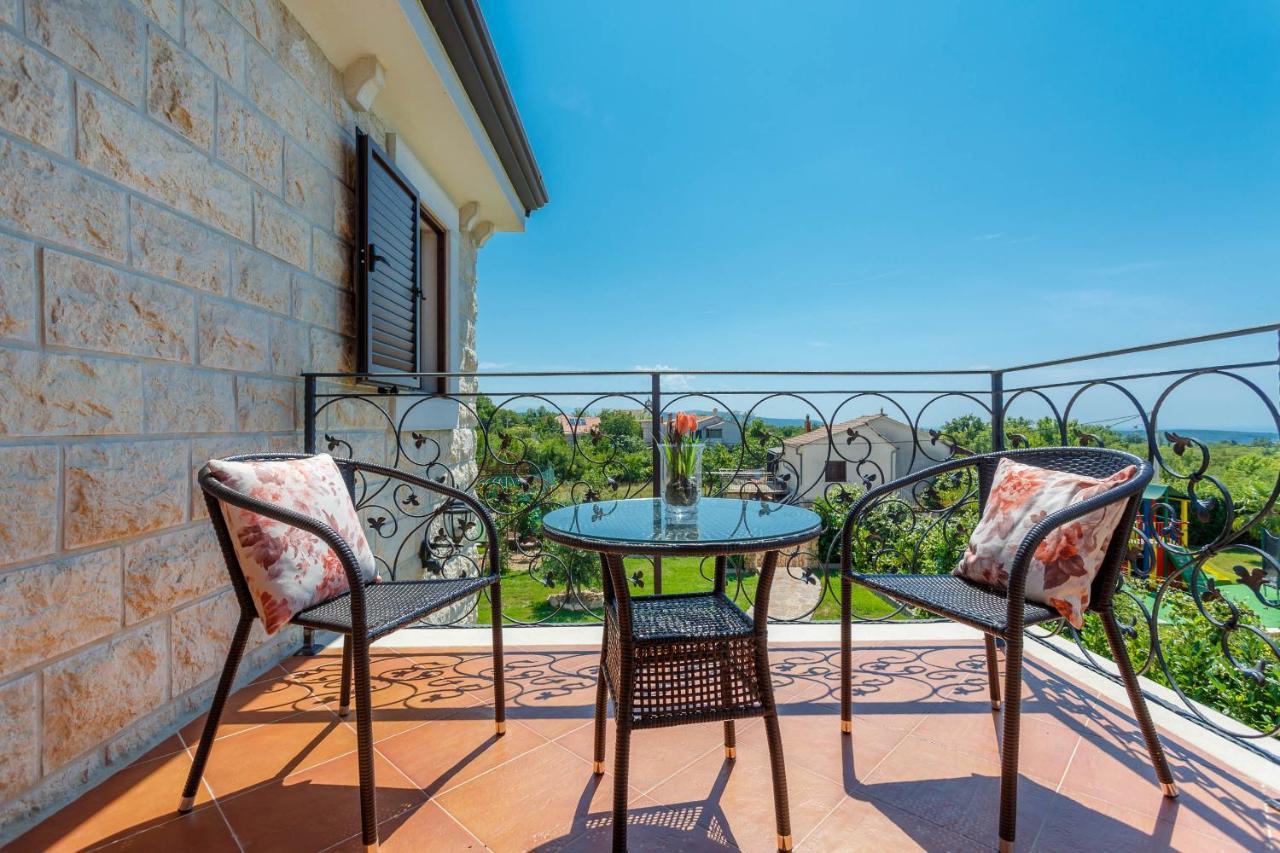 Villa Kamenica Kras Extérieur photo